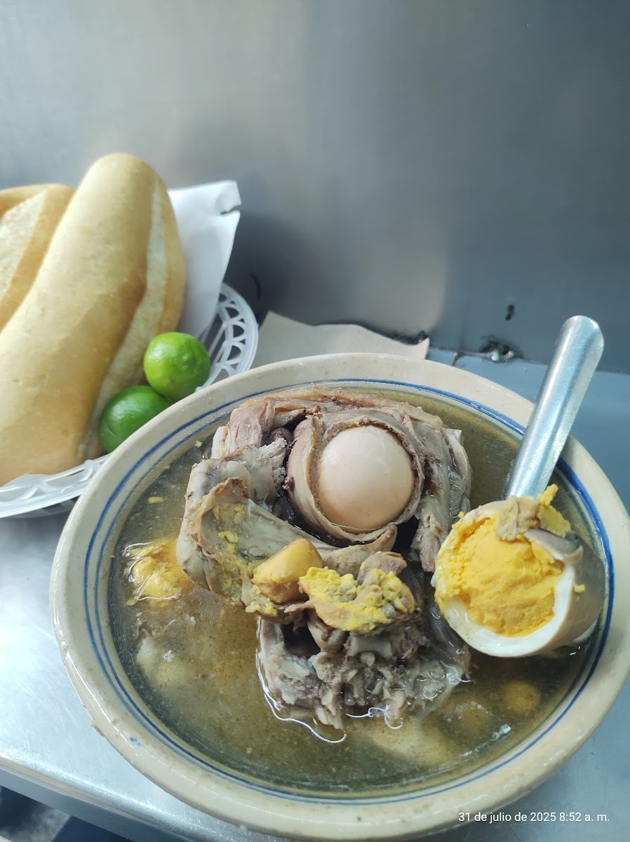 Caldos De Gallina El Negro