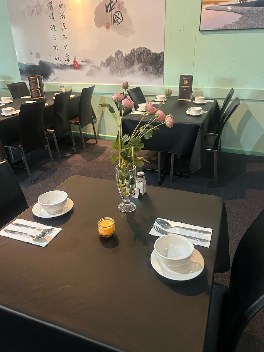 GOLDEN KIM Chinese Restaurant
