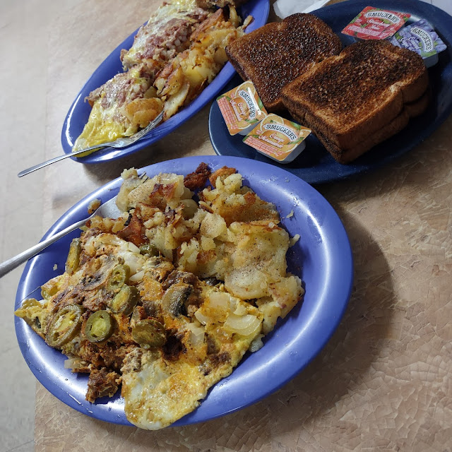 Corned Beef Hash Omelette