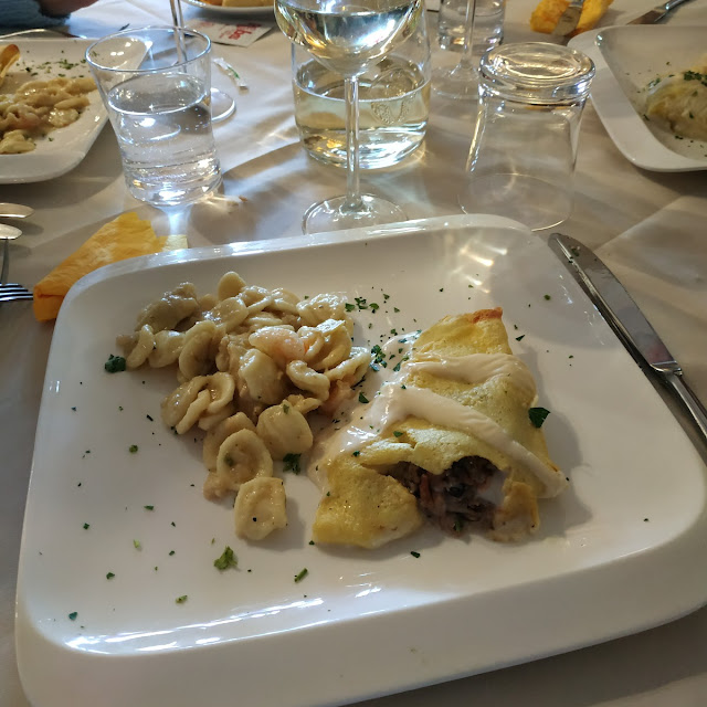 Crespella Ai Frutti Di Mare E Orecchiette Ai Gamberi E Crema Di Carciofi