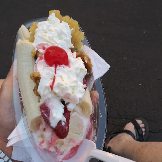 Small Banana Split