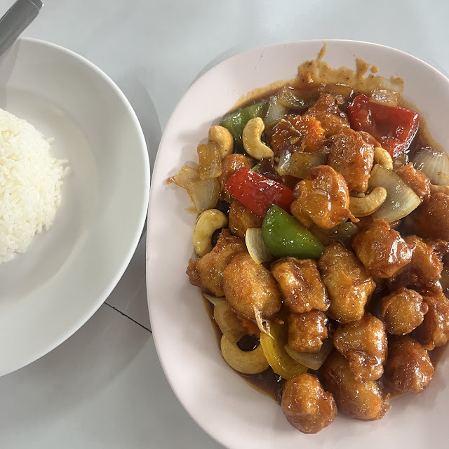 sweet-sour chicken ผัดเปรี้ยวหวานไก่