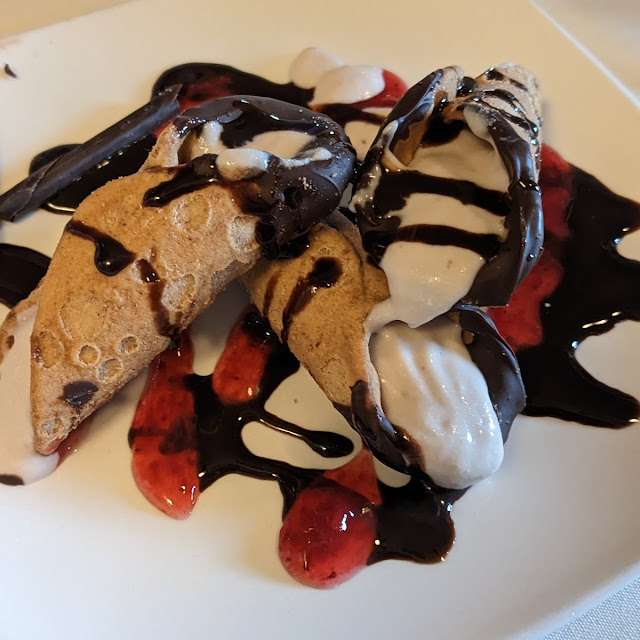 Strawberry Cannolis