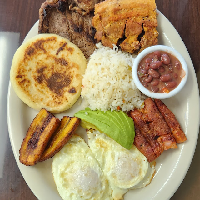 Bandeja Paisa