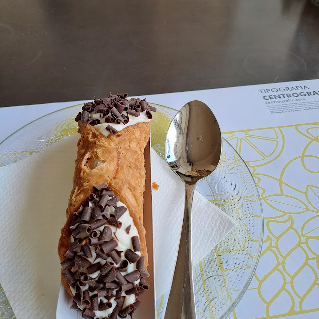 Canolli