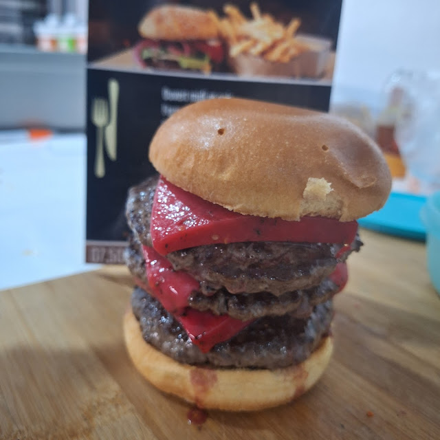 Burger Avec Fromage Pesto Rouge