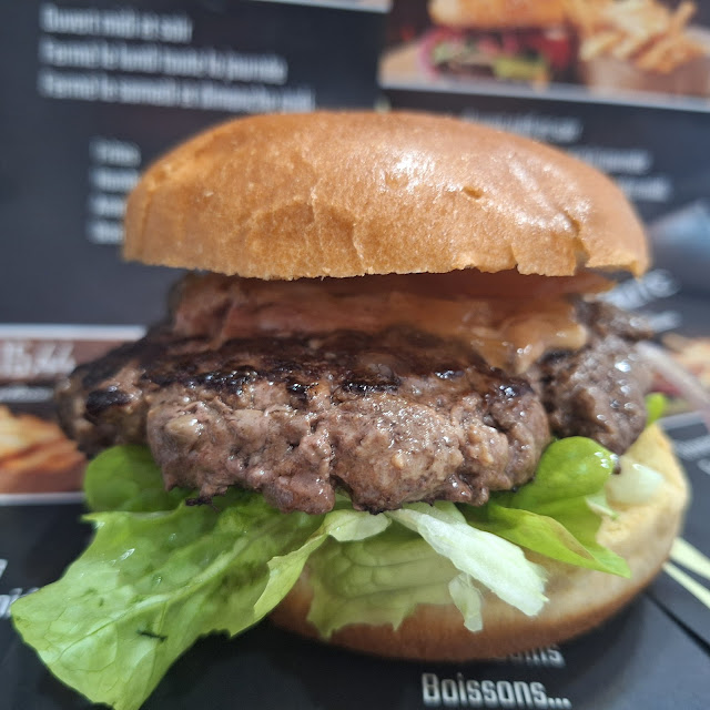Burger Foie Gras Maison Mariné Au Ratafia