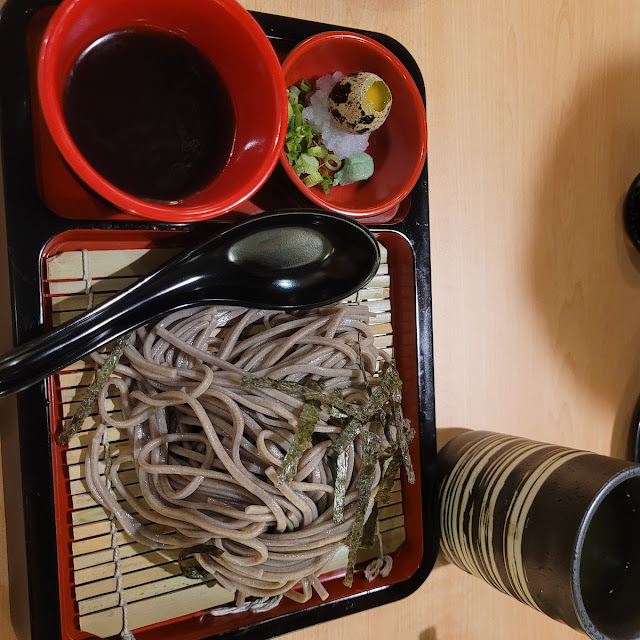 zaru soba 冷乔麦面