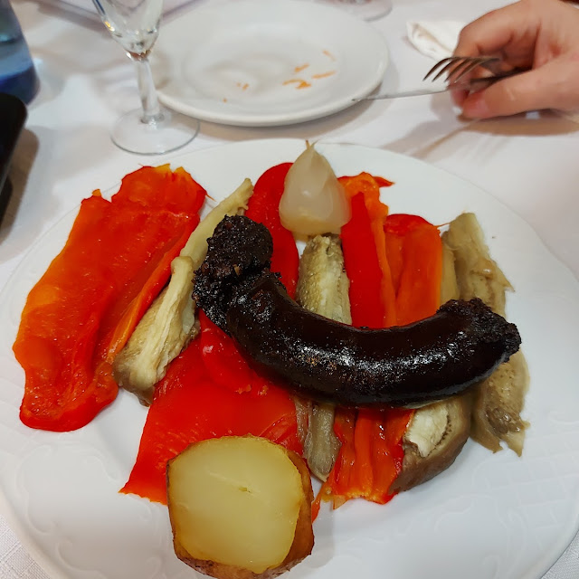 Escalivada Amb Butifarra Negra