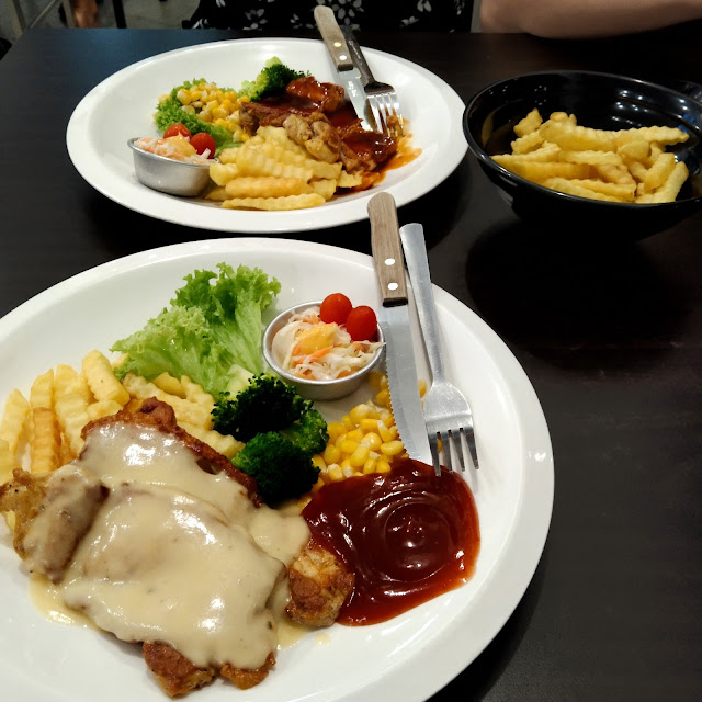 Grilled Chicken Chop with Cream Cheese