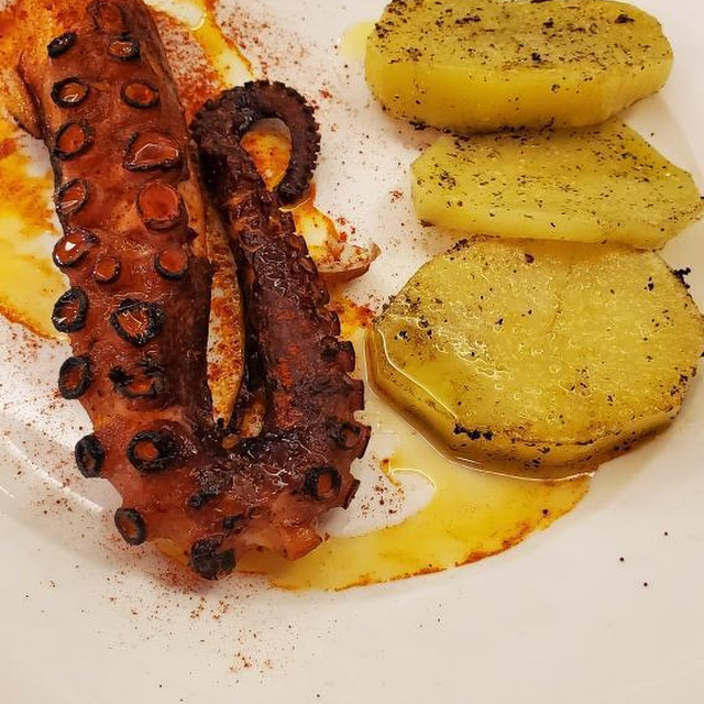 Pulpo A la Brasa