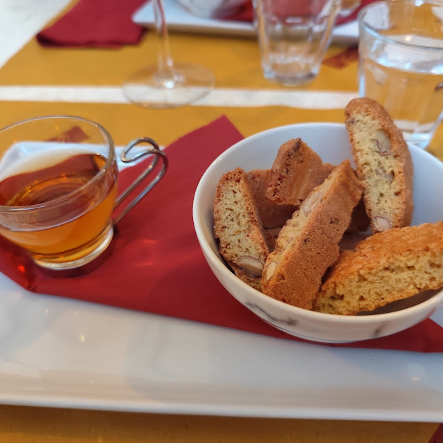 Cantucci Con Vin Santo