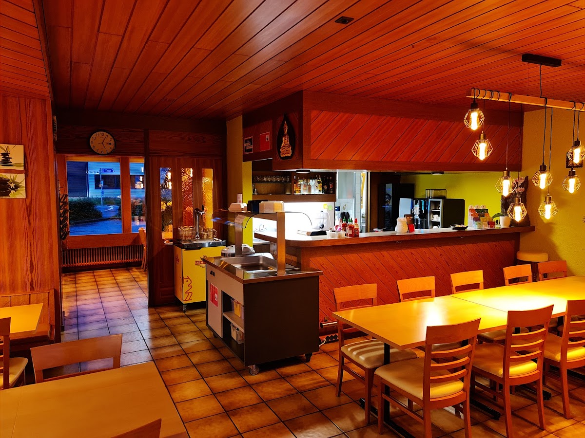 Tuk Tuk Thai Restaurant