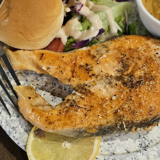 Pepper Lemon Salmon Fish