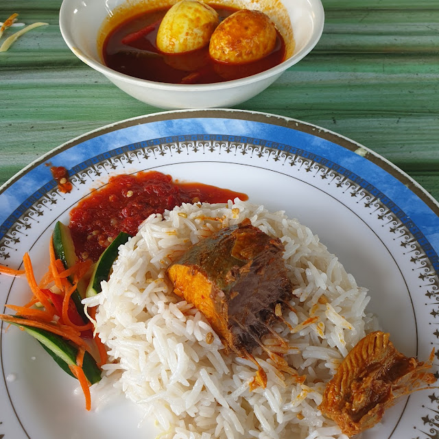Nasi Dagang and Nasi Lemak