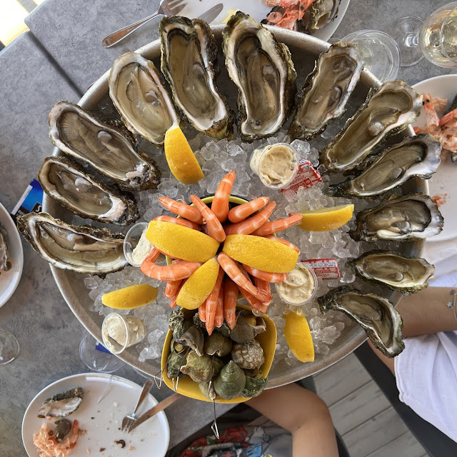 Plateau Huîtres Arcachon Et Crevettes Roses