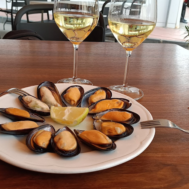 Steamed Mussels