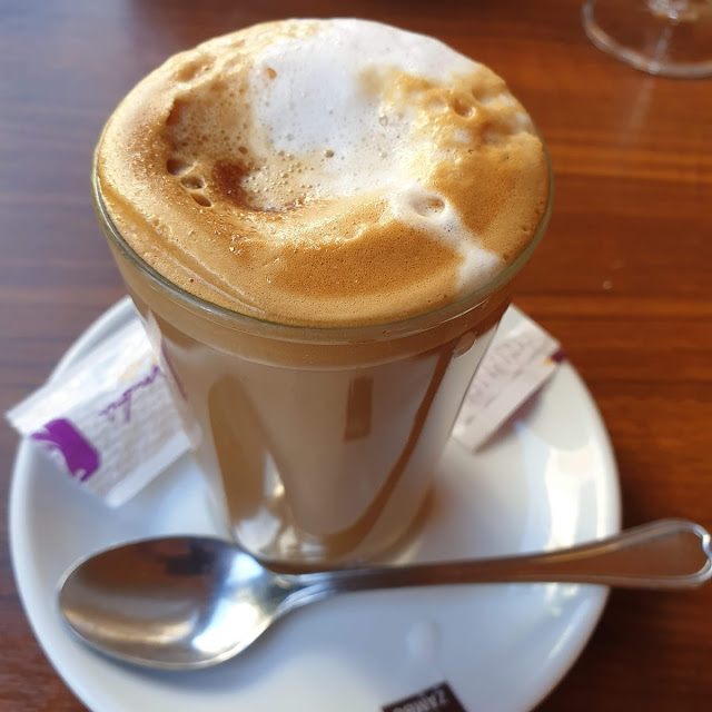 Cafe Con Leche