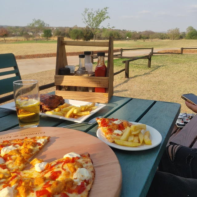 Full Portion Ribs with Chips and Koro Pizza