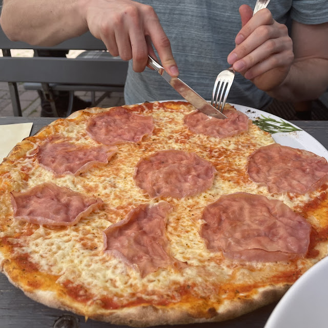 Ham Pizza