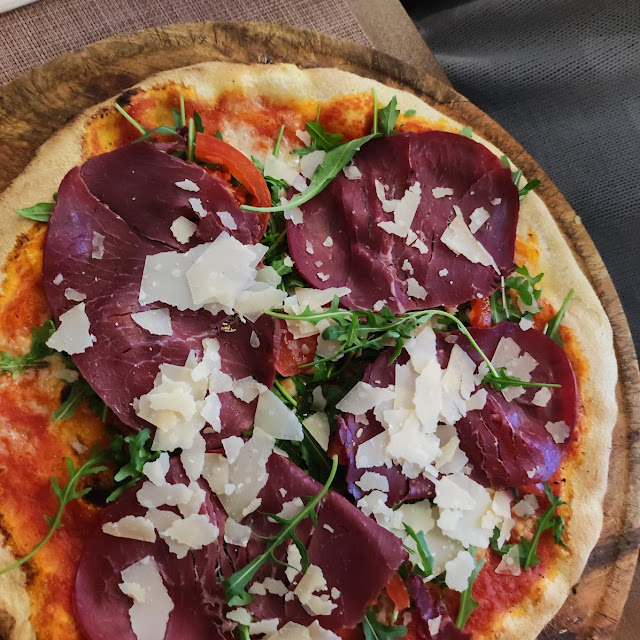 Pizza Toscana