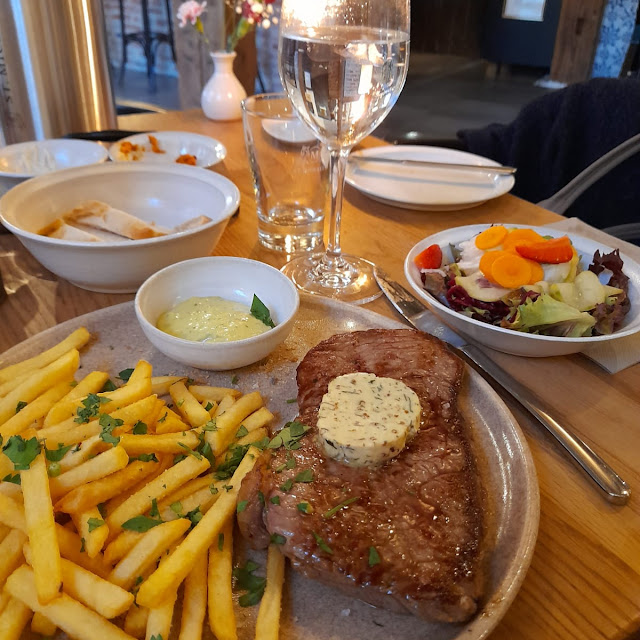 Rumpsteak Und Cafè Gourmant