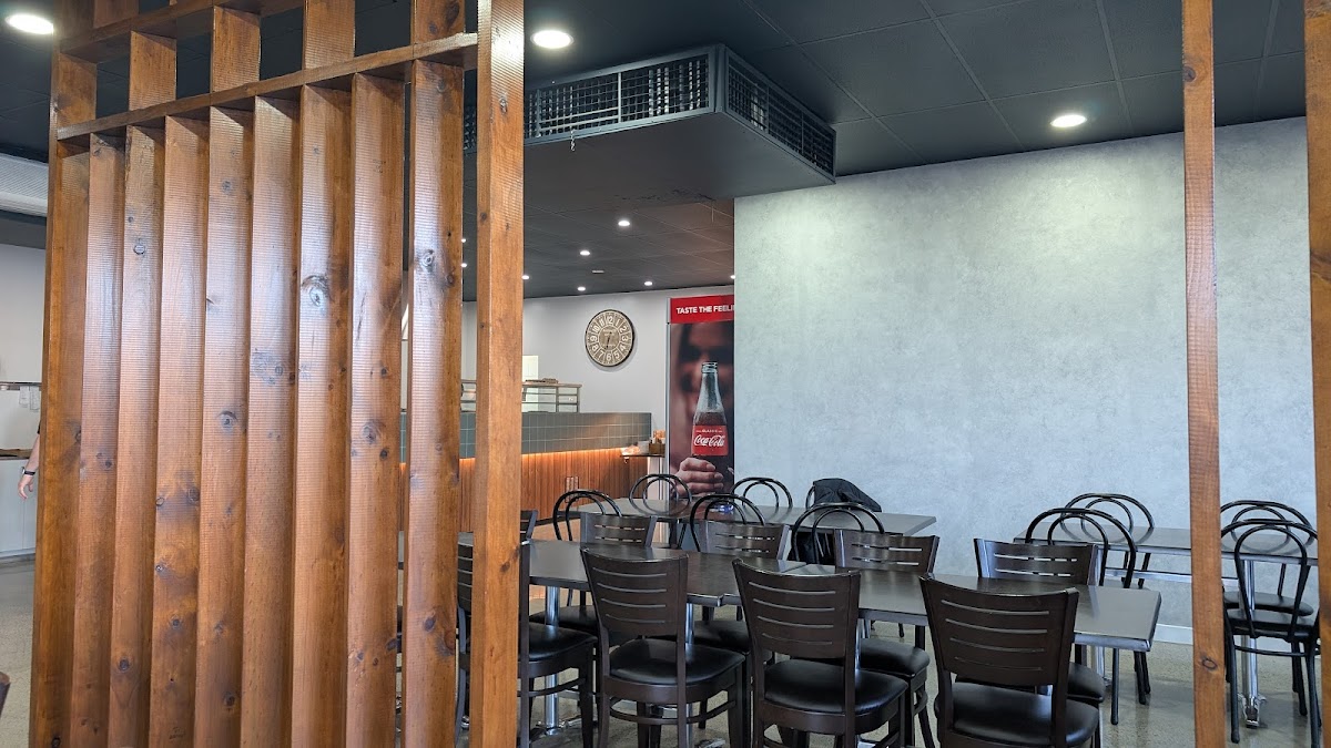 Flour House Pizzeria