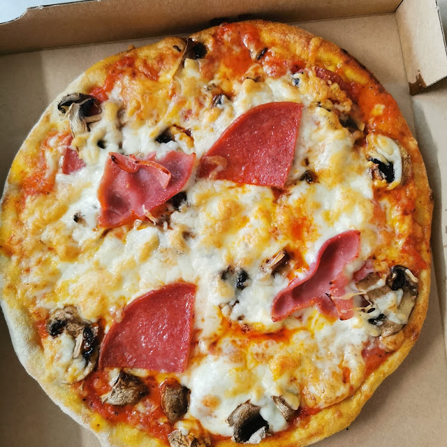 Viele Leckere Pizza