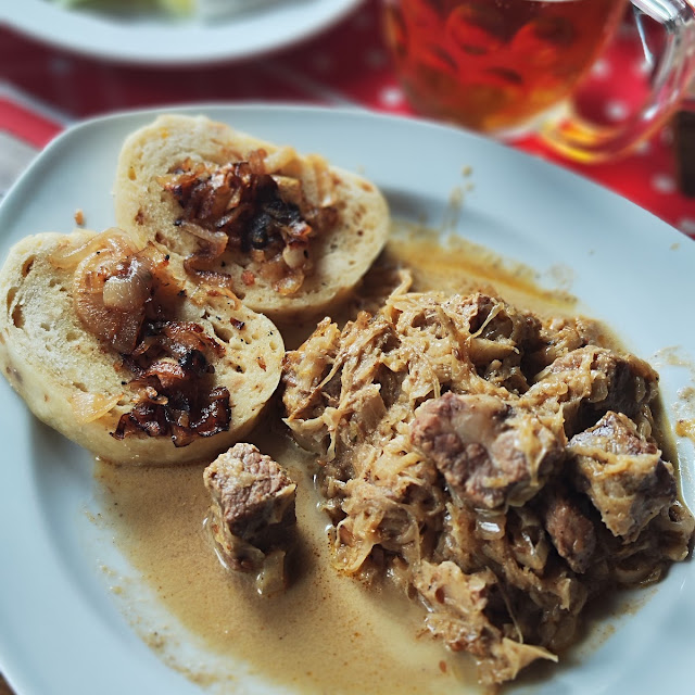 Szegediner Gulasch Mit Böhmischen Knödel