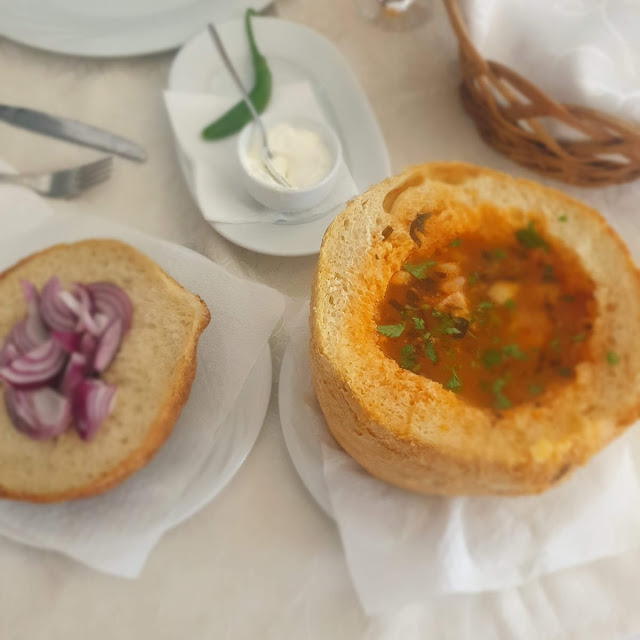 Ciorba De Fasole În Pâine Foarte Bună