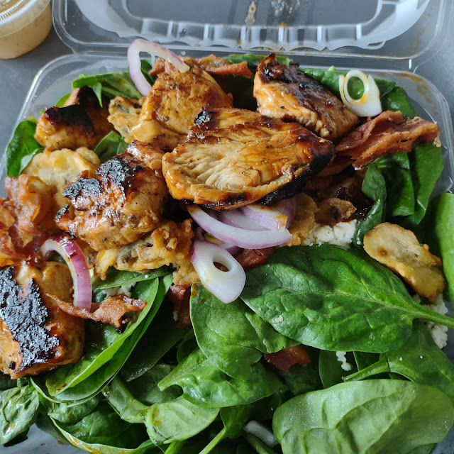 Spinach Salad with Turkey Tips