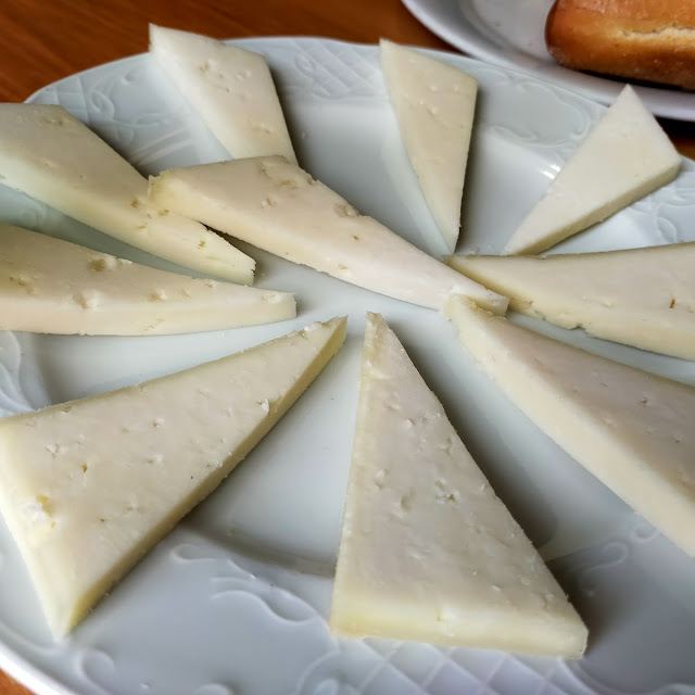 Queso Semiduro