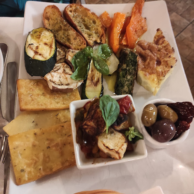Antipasto Della Casa x2