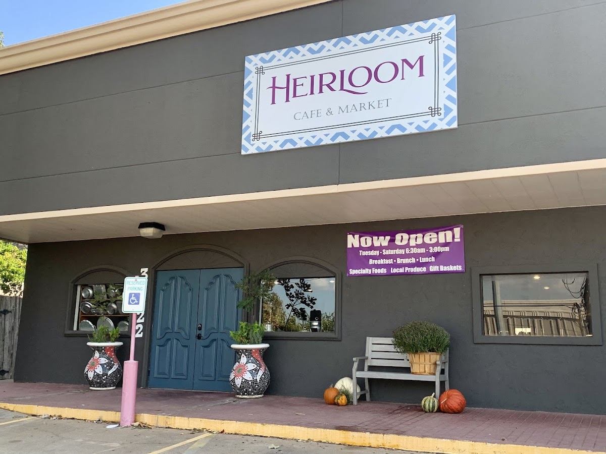 Heirloom Cafe & Market