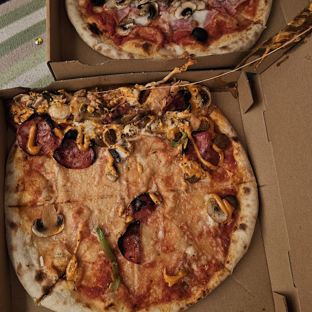 Pizza Au Vomi