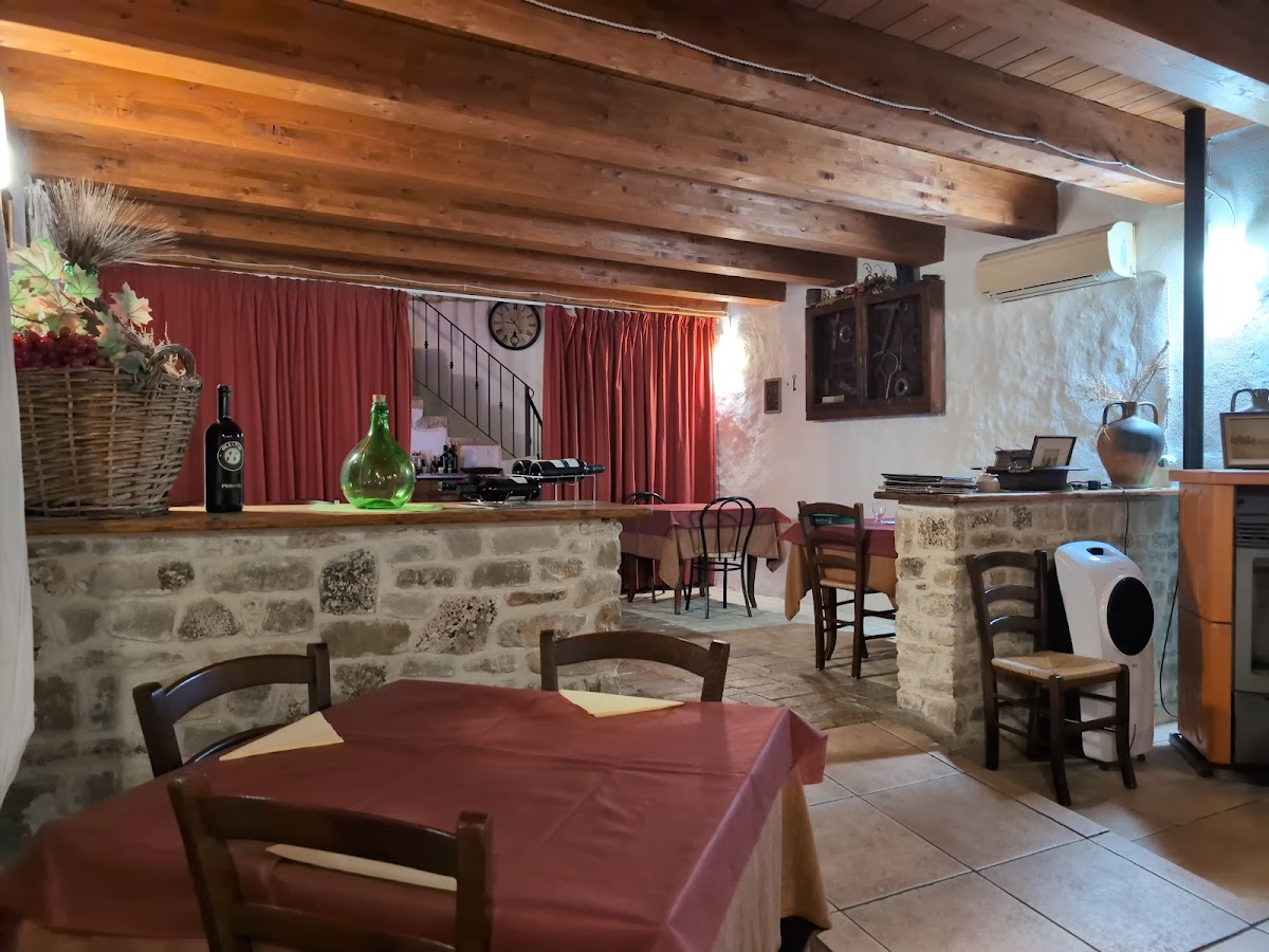 La Taverna del Conte Pizzeria - Ristorante