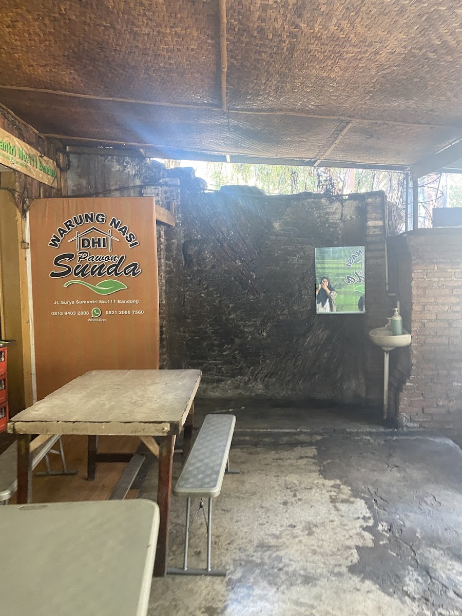 Warung Nasi Pawon Sunda