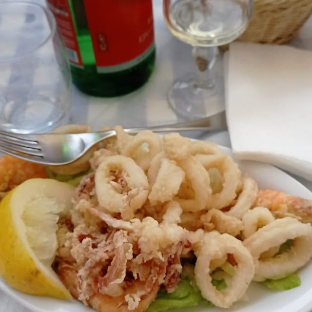 Frittura Gamberi E Calamari