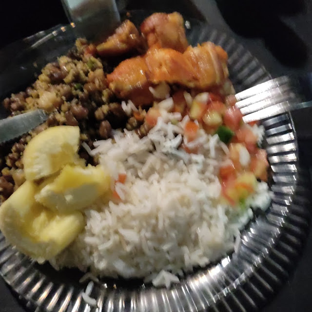 Jantinha Com Espetinho de Frango Com Bacon