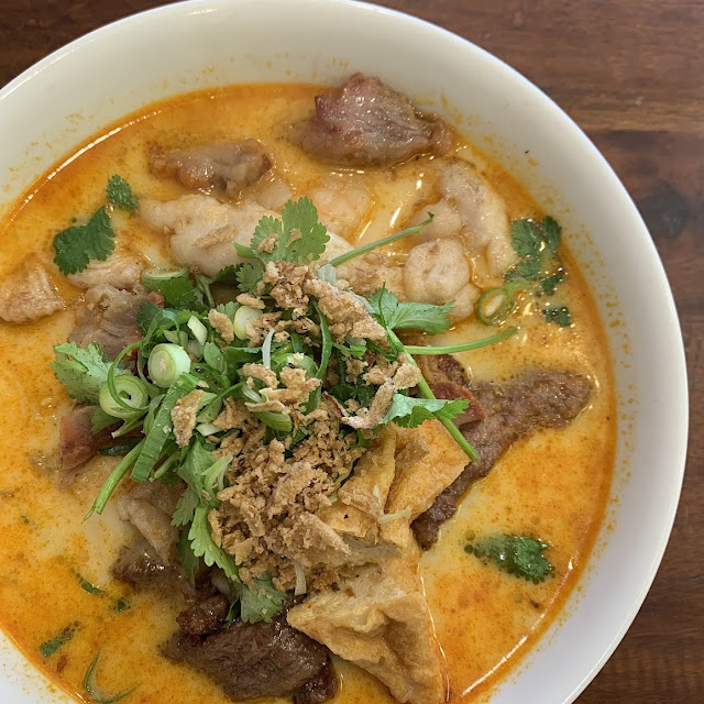 Combination Laksa