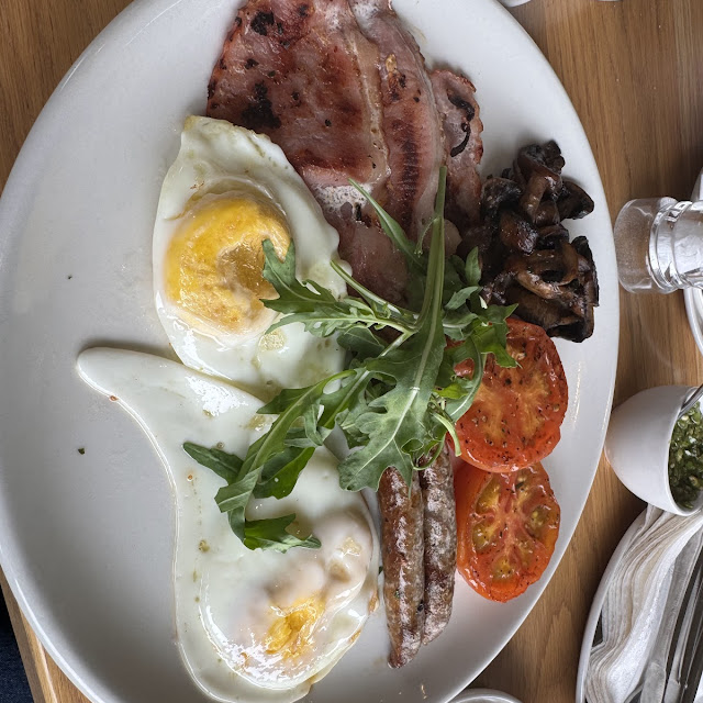 English Breakfast