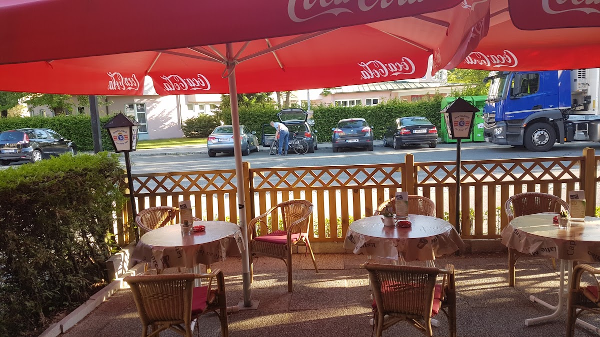 Uni Café