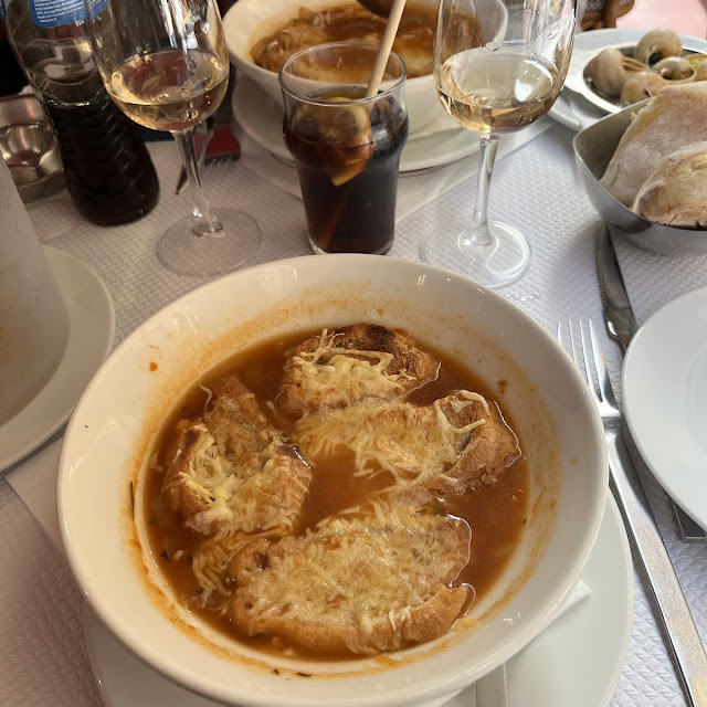 Soupe À l'oignon Gratinée