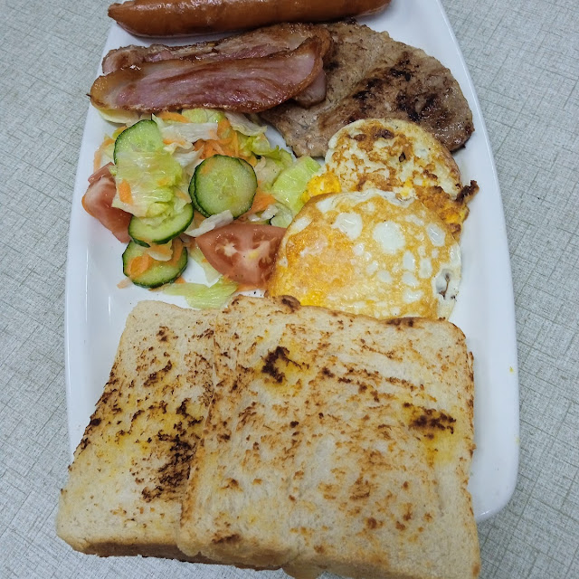 Special Breakfast with Stake