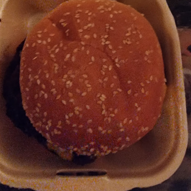 1 2 lb Cheeseburger