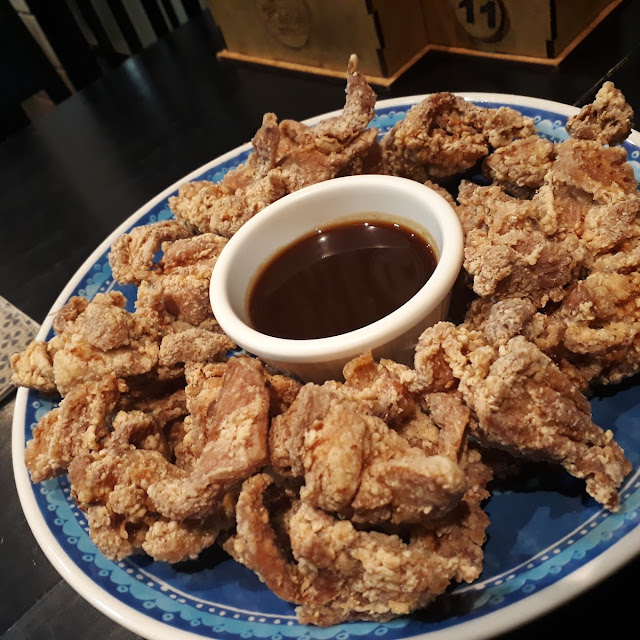 Karaguee de Frango Com Molho da Casa Tonkatsu