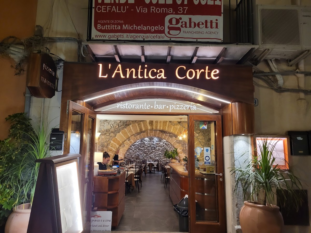 L'antica corte