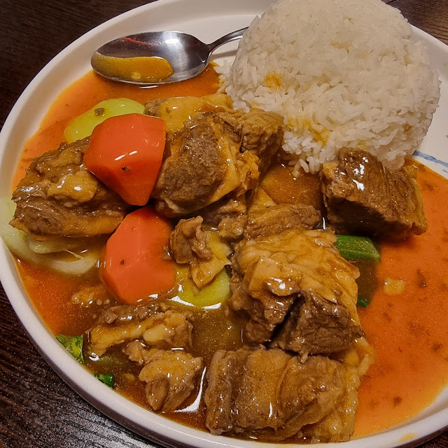 braised beef brisket with rice 红烧牛腩饭