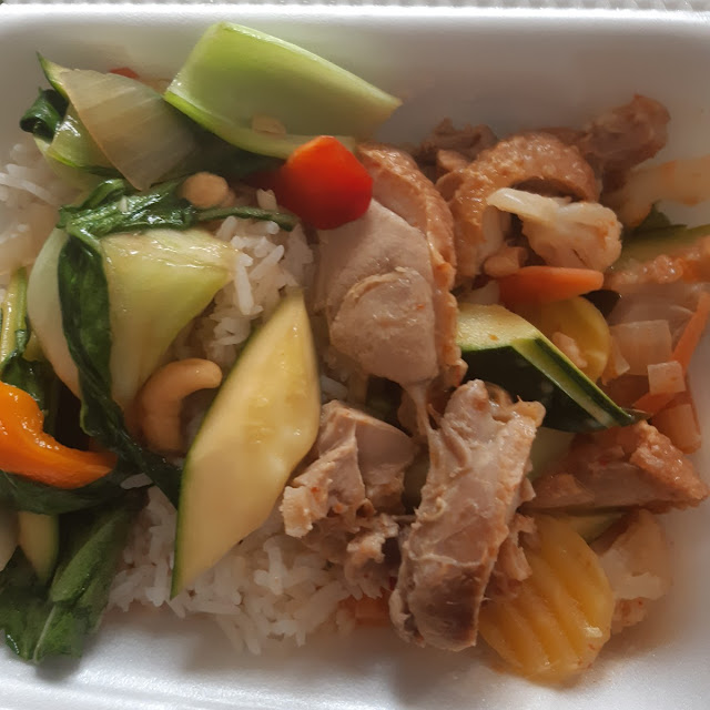 Jasminreis Mit Crewetten U Poulet Styck E Guete