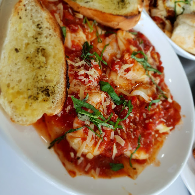 Ravioli in Marinara Sauce